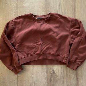 Cropped zara crewneck